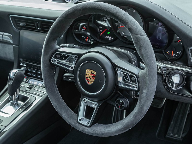 Porsche 911 Carrera GTS 3.0 PDK (991.2) - Large 42