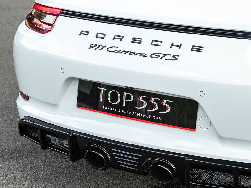 Porsche 911 Carrera GTS 3.0 PDK (991.2) - Large 47