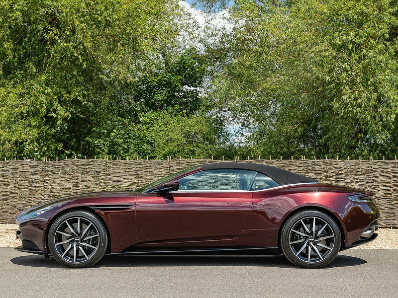 Aston Martin DB11 V8 Volante 4.0 - 2022 Model (528 BHP) - Large 19