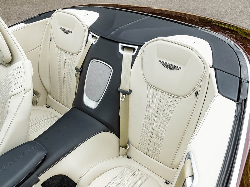 Aston Martin DB11 V8 Volante 4.0 - 2022 Model (528 BHP) - Large 47