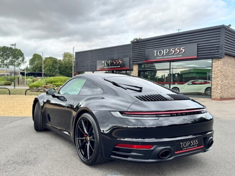 Porsche 911 (992) Carrera S Coupe 3.0 - Large 7