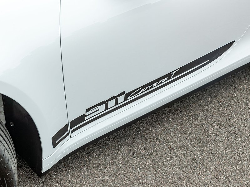 Porsche 911 Carrera T Coupe 3.0 Manual (992.1) - Large 12