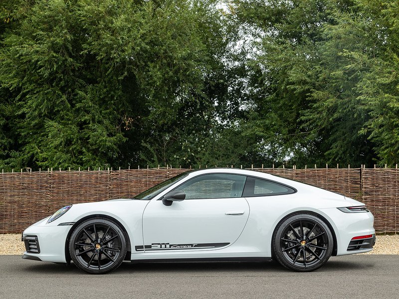 Porsche 911 Carrera T Coupe 3.0 Manual (992.1) - Large 2