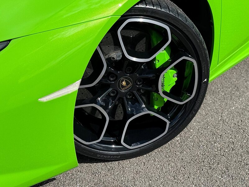 Lamborghini Huracan LP 610-4 Spyder - Large 13