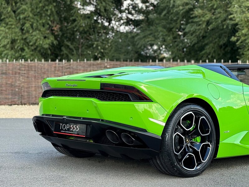 Lamborghini Huracan LP 610-4 Spyder - Large 26