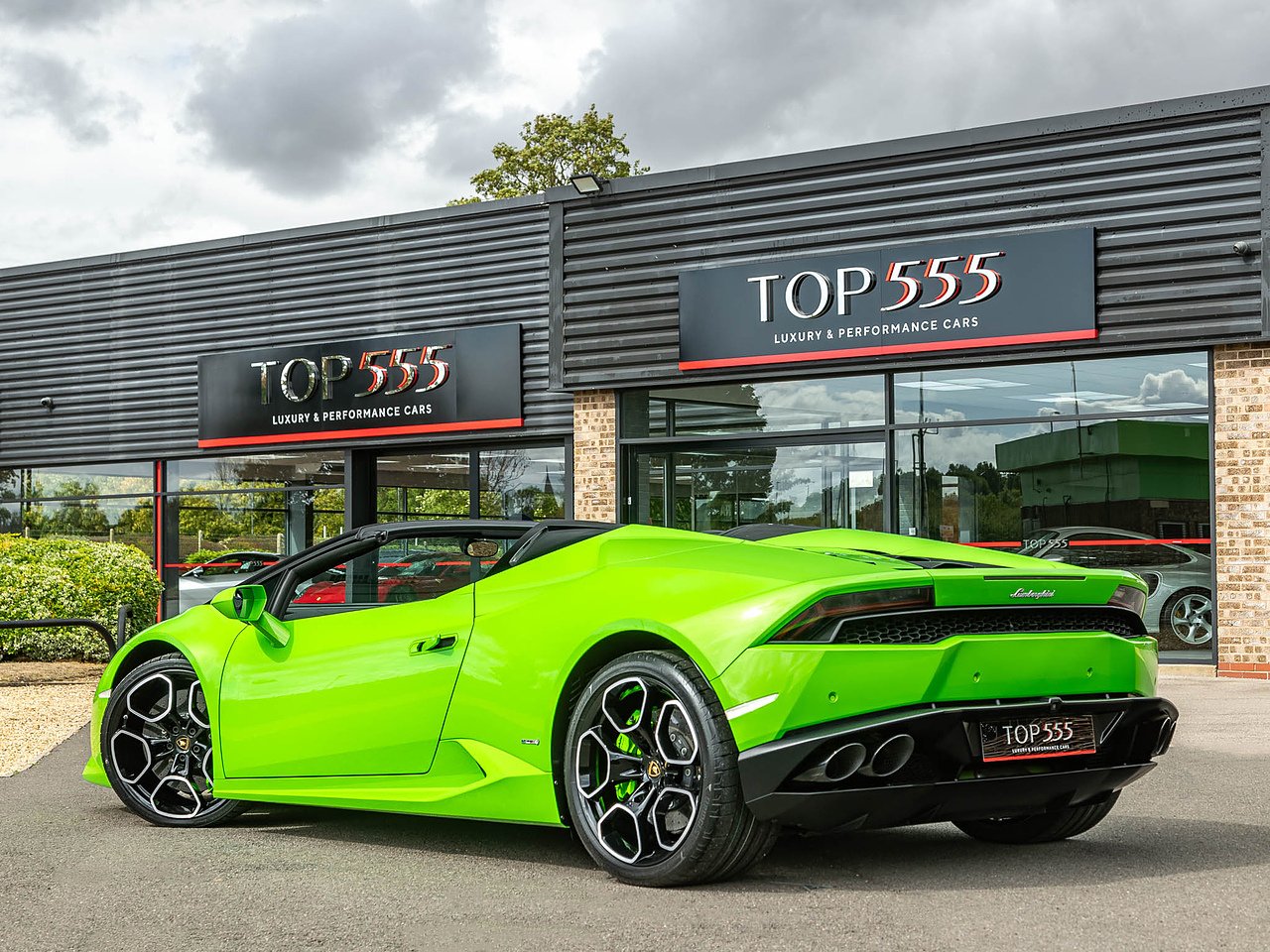 Used 2017 Lamborghini Huracan LP 610-4 Spyder For Sale (U5704