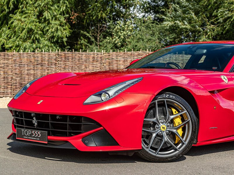 Ferrari F12 Berlinetta - Large 15