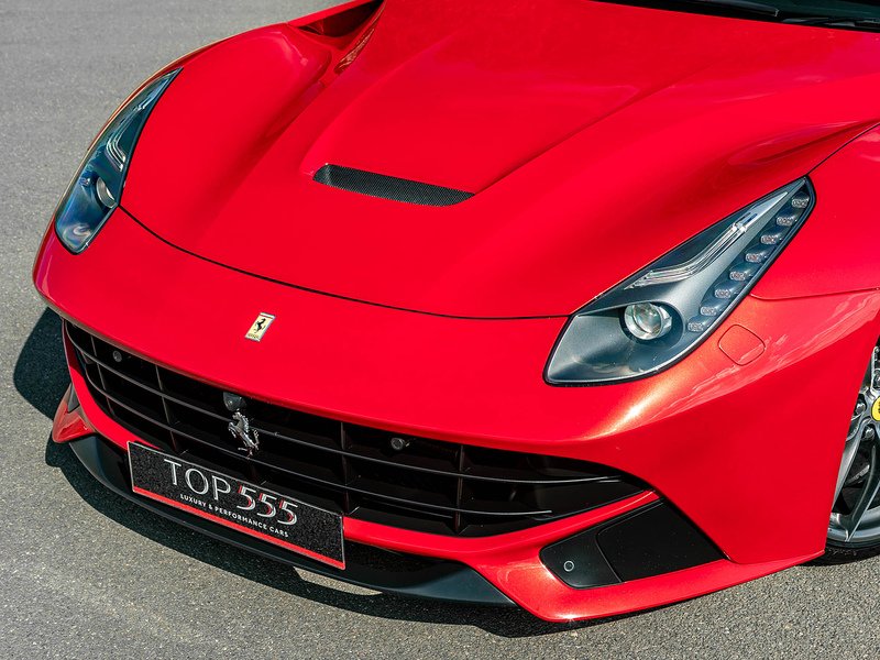 Ferrari F12 Berlinetta - Large 16