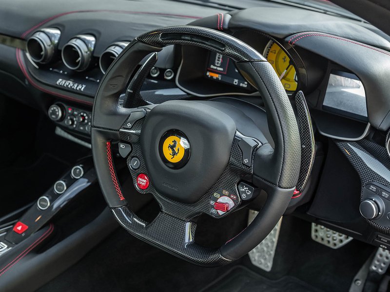Ferrari F12 Berlinetta - Large 48