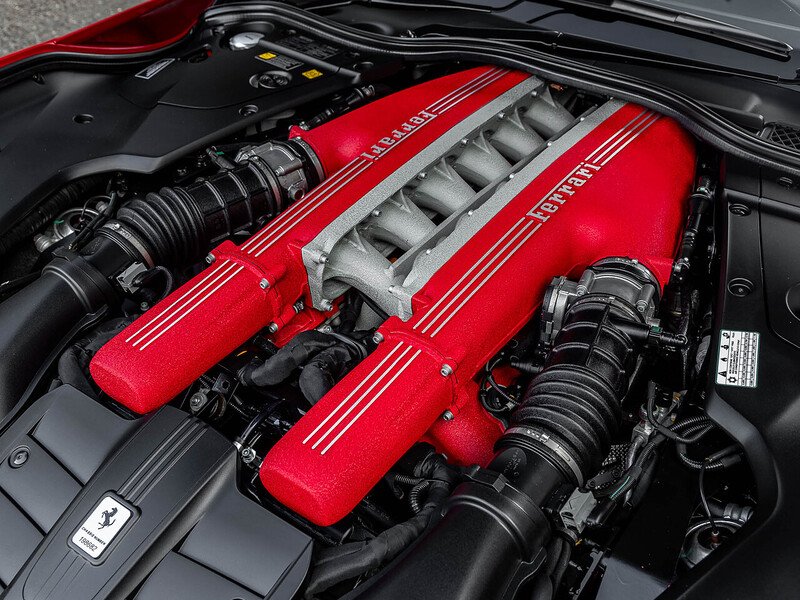 Ferrari F12 Berlinetta - Large 30