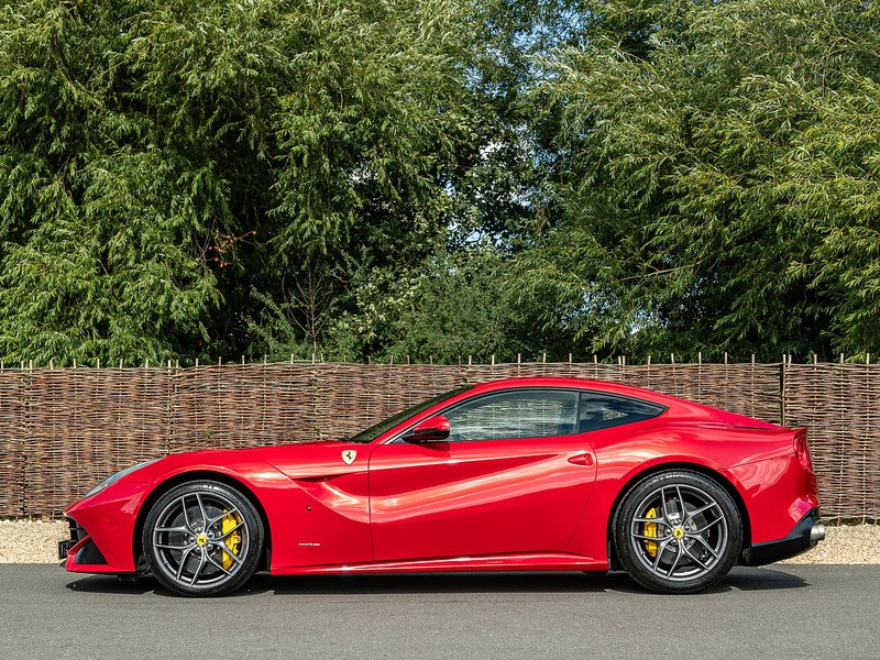Ferrari F12 Berlinetta - Large 2