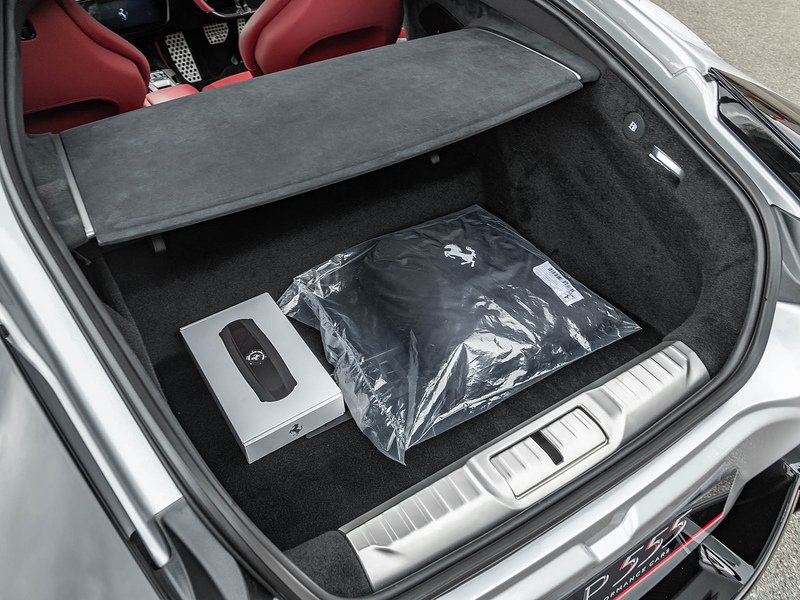 Ferrari 12Cilindri  - U5707