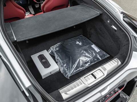 Ferrari 12Cilindri  - U5707