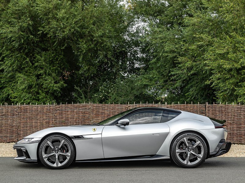 Ferrari 12Cilindri  - U5707