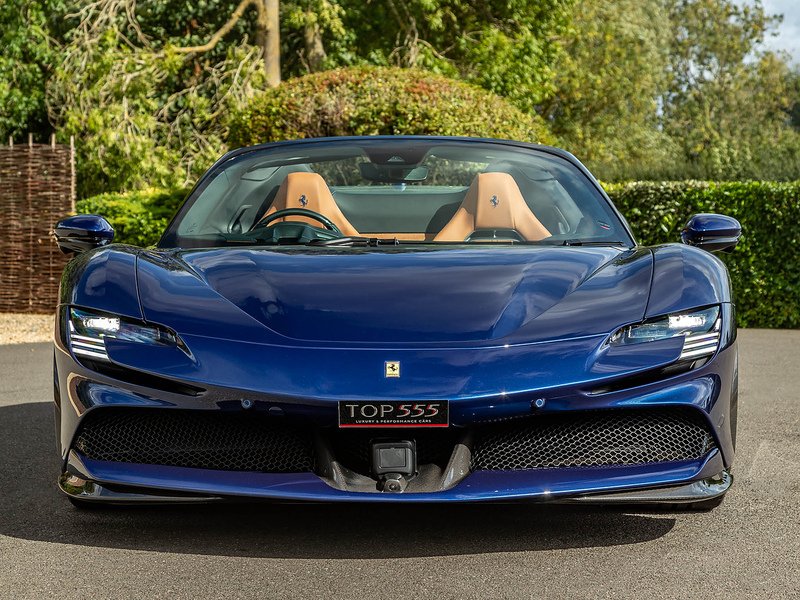 Ferrari SF90 Spider - Large 5