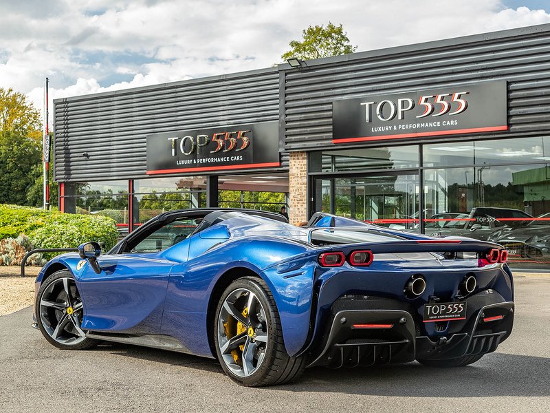 Ferrari SF90 Spider - Large 16