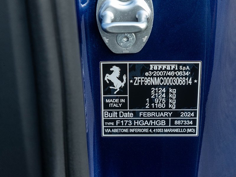 Ferrari SF90 Spider - Large 50