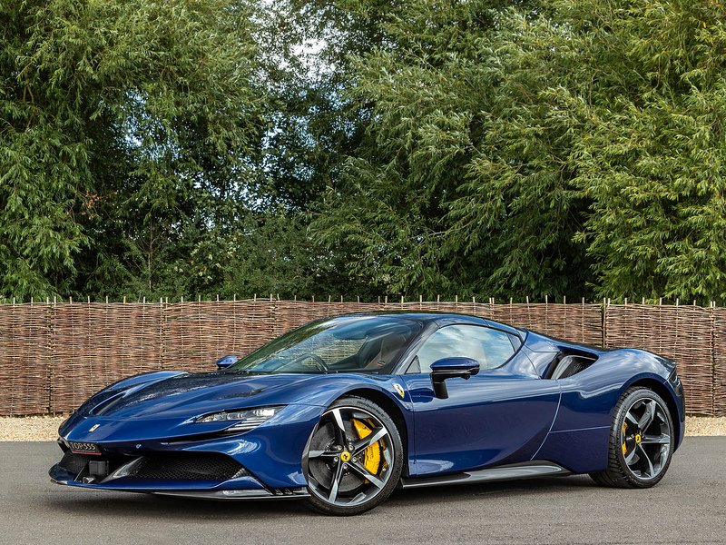Ferrari SF90 Spider - Large 10