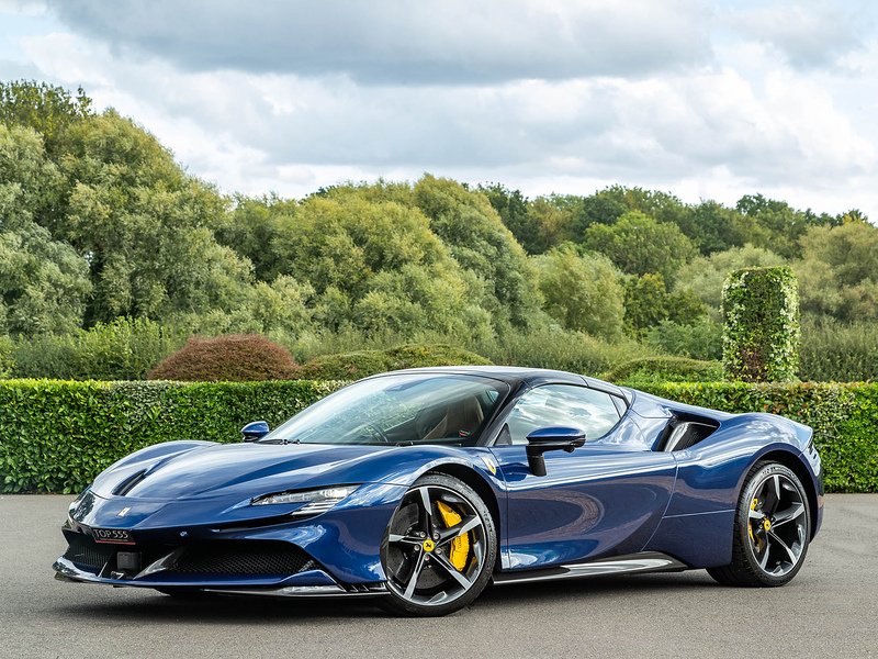 Ferrari SF90 Spider - Large 1