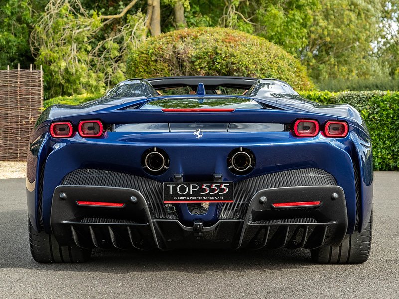 Ferrari SF90 Spider - Large 6