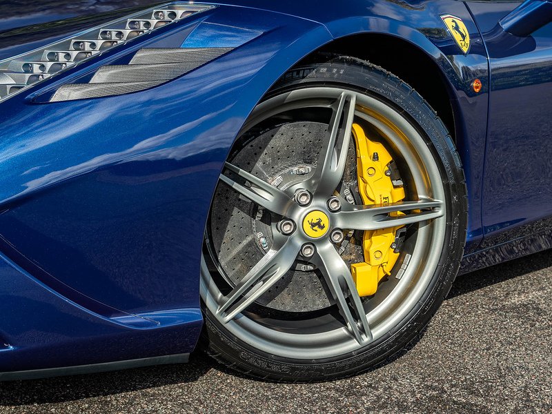 Ferrari 458 Speciale - Large 16