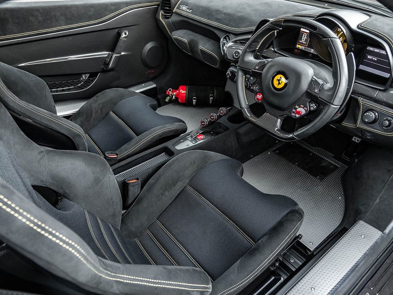 Ferrari 458 Speciale - Large 1