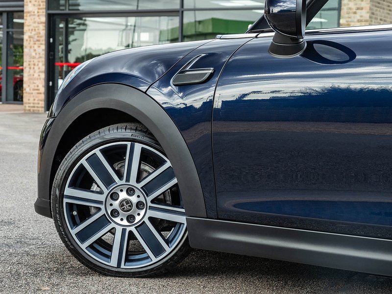 Mini Cooper 1.5 Exclusive Convertible Auto - Large 10