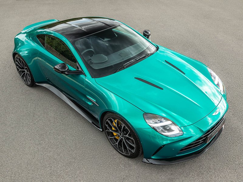 Aston Martin Vantage V8 - Large 27