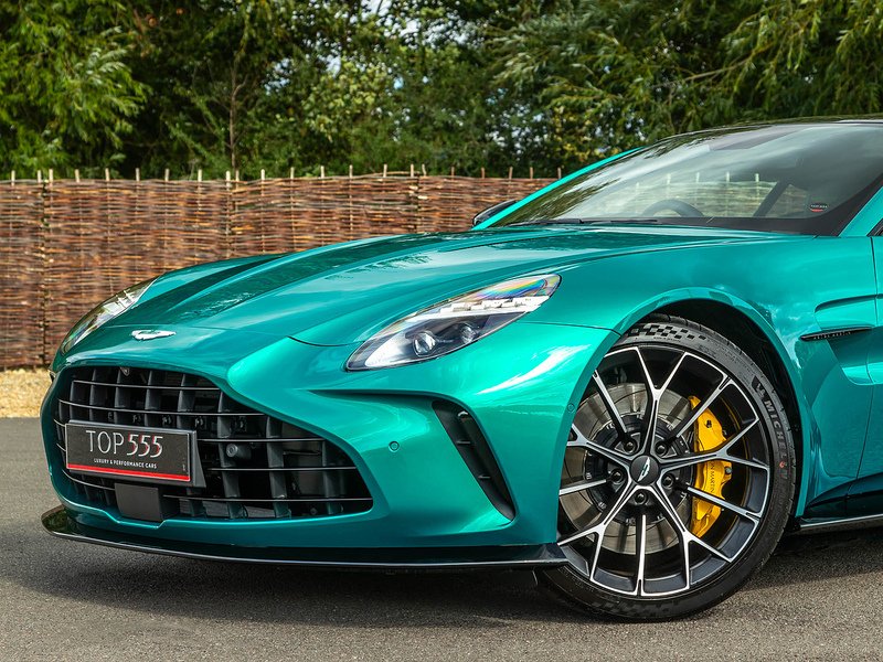 Aston Martin Vantage V8 - Large 13