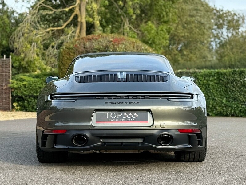 Porsche 992 Targa 4 GTS - Large 11