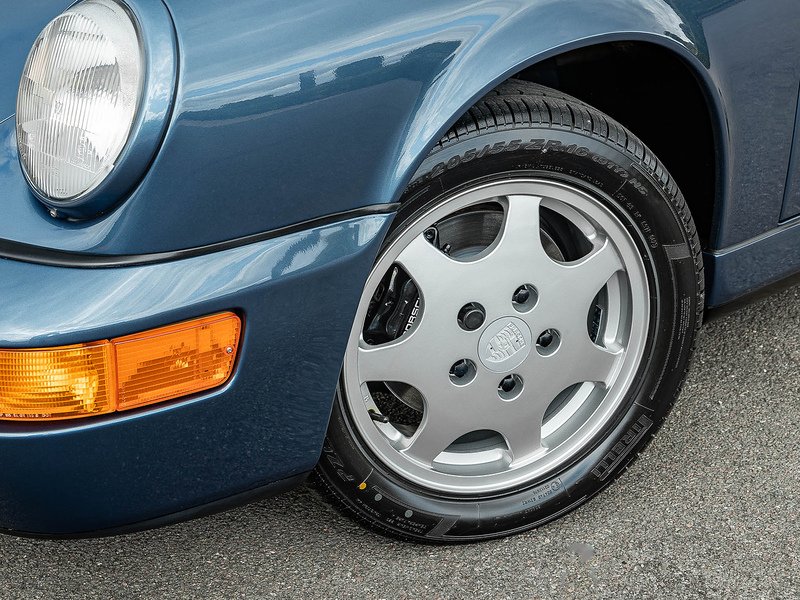 Porsche 911 (964) Carrera 4 Targa  - U5729