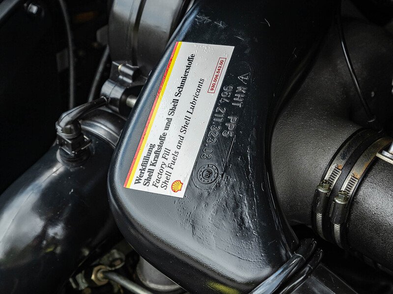 Porsche 911 (964) Carrera 4 Targa  - U5729