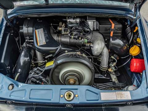 Porsche 911 (964) Carrera 4 Targa  - U5729