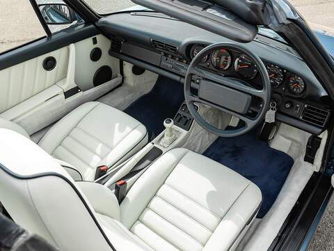 Porsche 911 (964) Carrera 4 Targa  - U5729