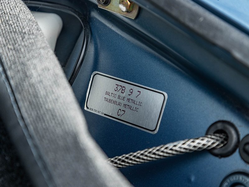 Porsche 911 (964) Carrera 4 Targa  - U5729