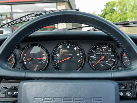 Porsche 911 (964) Carrera 4 Targa  - U5729