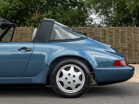 Porsche 911 (964) Carrera 4 Targa  - U5729