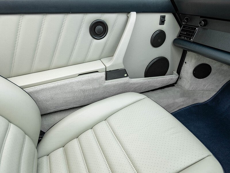 Porsche 911 (964) Carrera 4 Targa  - U5729