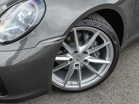 Porsche 911 (992.1) Carrera  - U5734