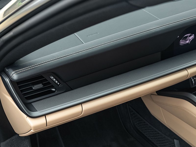 Porsche 911 (992.1) Carrera  - U5734