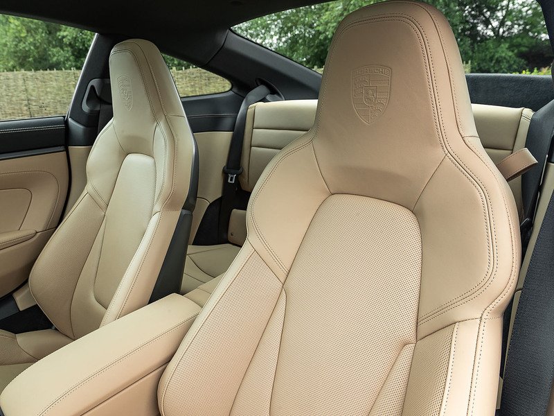 Porsche 911 (992.1) Carrera  - U5734