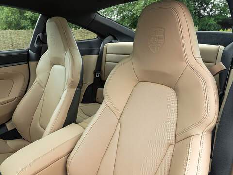 Porsche 911 (992.1) Carrera  - U5734