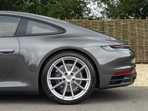 Porsche 911 (992.1) Carrera  - U5734