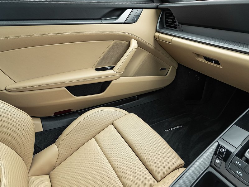 Porsche 911 (992.1) Carrera  - U5734