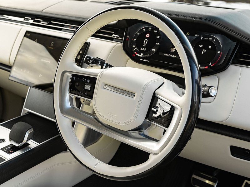 Range Rover Autobiography D350 LWB - Redefined By OVERFINCH  - U5743