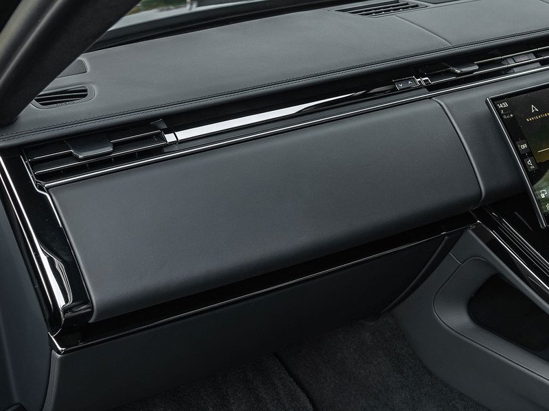 Range Rover Sport P550e Autobiography  - U5758