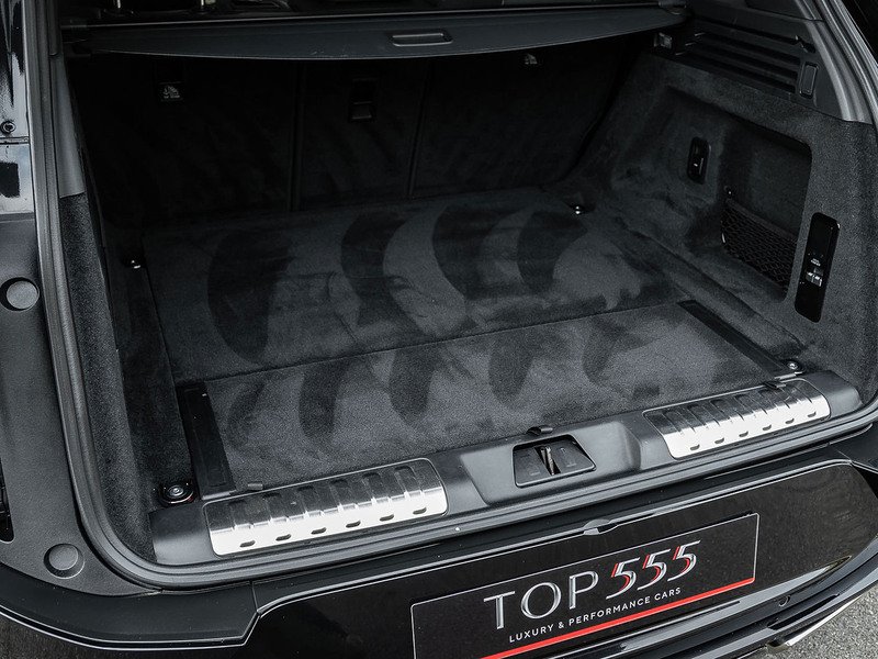 Range Rover Sport P550e Autobiography  - U5758