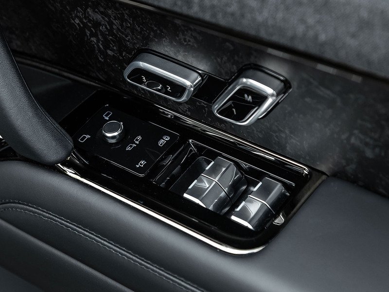 Range Rover Sport P550e Autobiography  - U5758