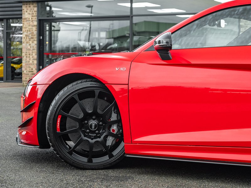 Audi R8 V10 Plus Performance Parts Edition  - U5791