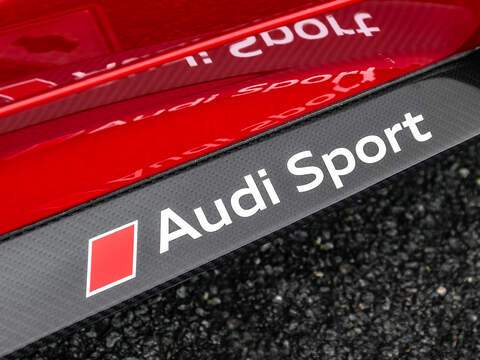 Audi R8 V10 Plus Performance Parts Edition  - U5791